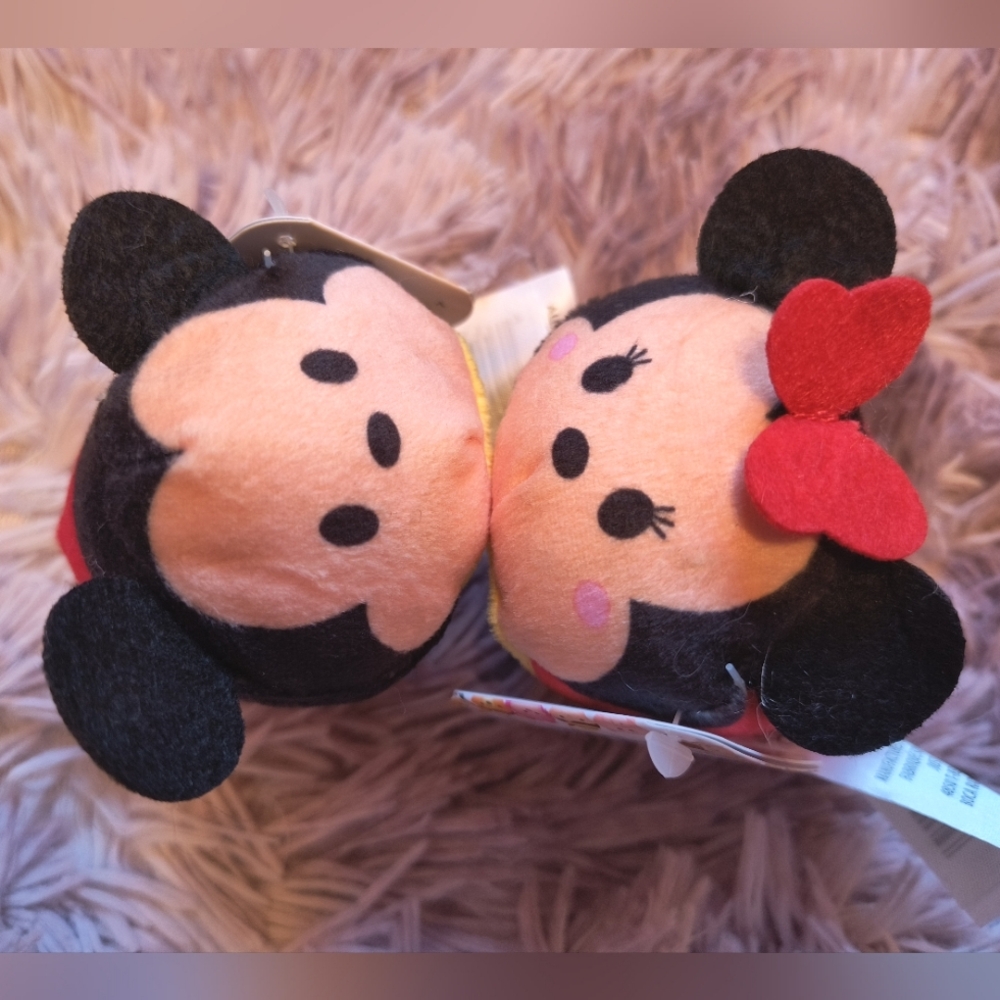 2/15 Disney Tsum Tsum Mickey And Minnie Mouse